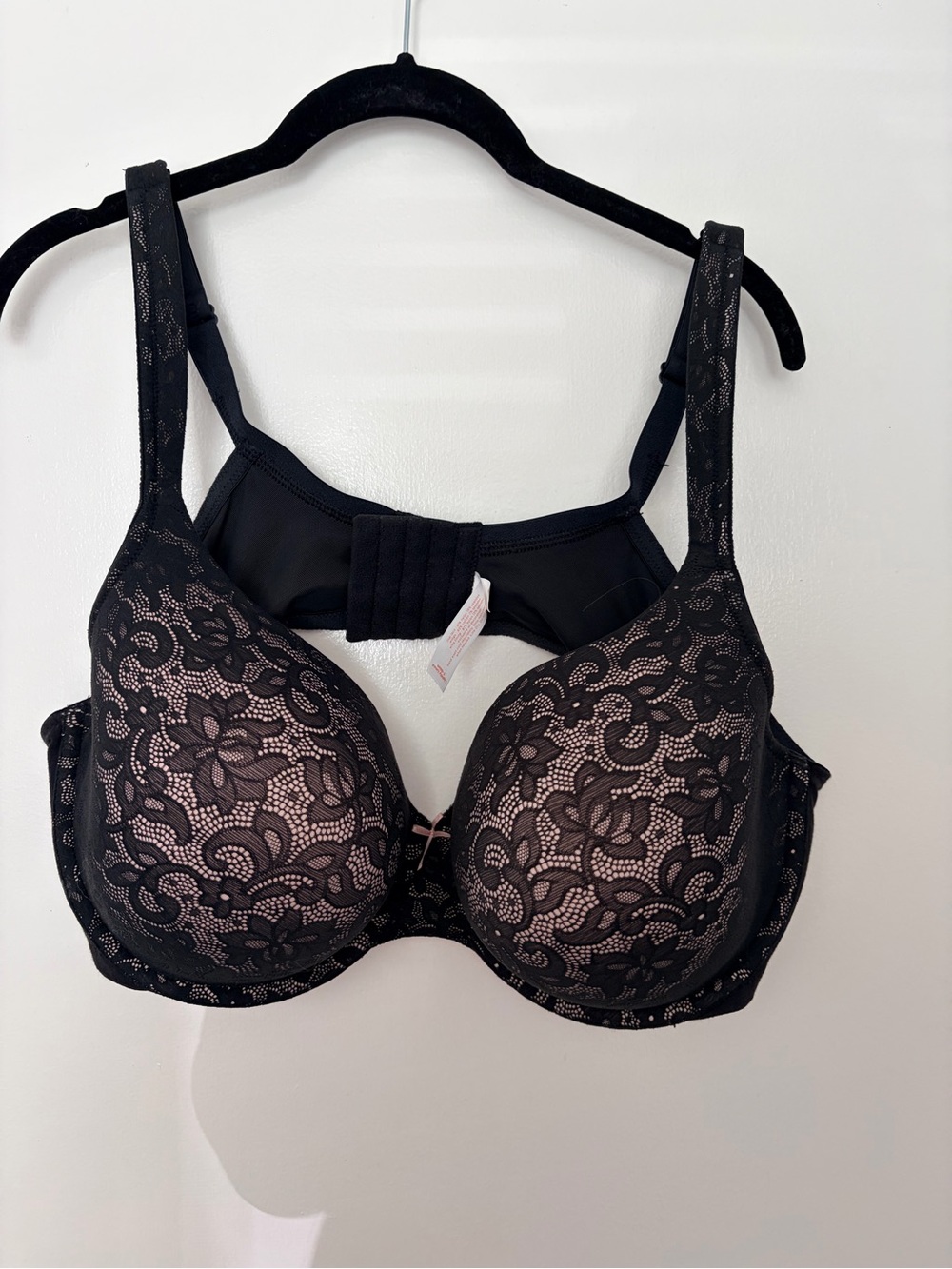 Cacique Lightly Lined T-Shirt Bra Black Lace 44DD / 44E